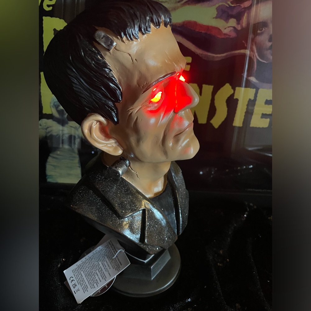 NWT LED Frankenstein Bust Halloween Figure - Picture 2 of 11